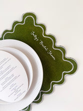Load image into Gallery viewer, Personalised Scalloped Fabric Placemat