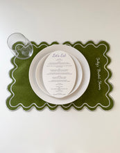 Load image into Gallery viewer, Personalised Scalloped Fabric Placemat