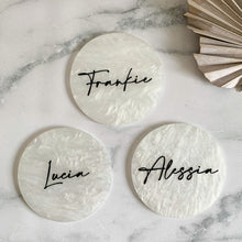 Load image into Gallery viewer, Acrylic Round Pearl Place Cards - White